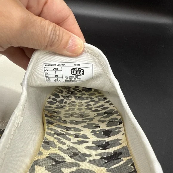 Hey Dude Womens Austin Lift Leather White 9- NWOB - Picture 6 of 6